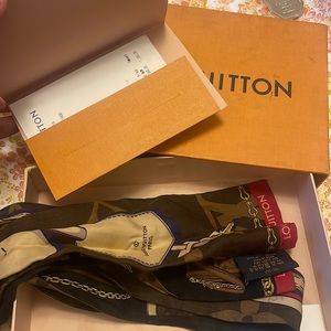 Louis Vuitton BANDEAU